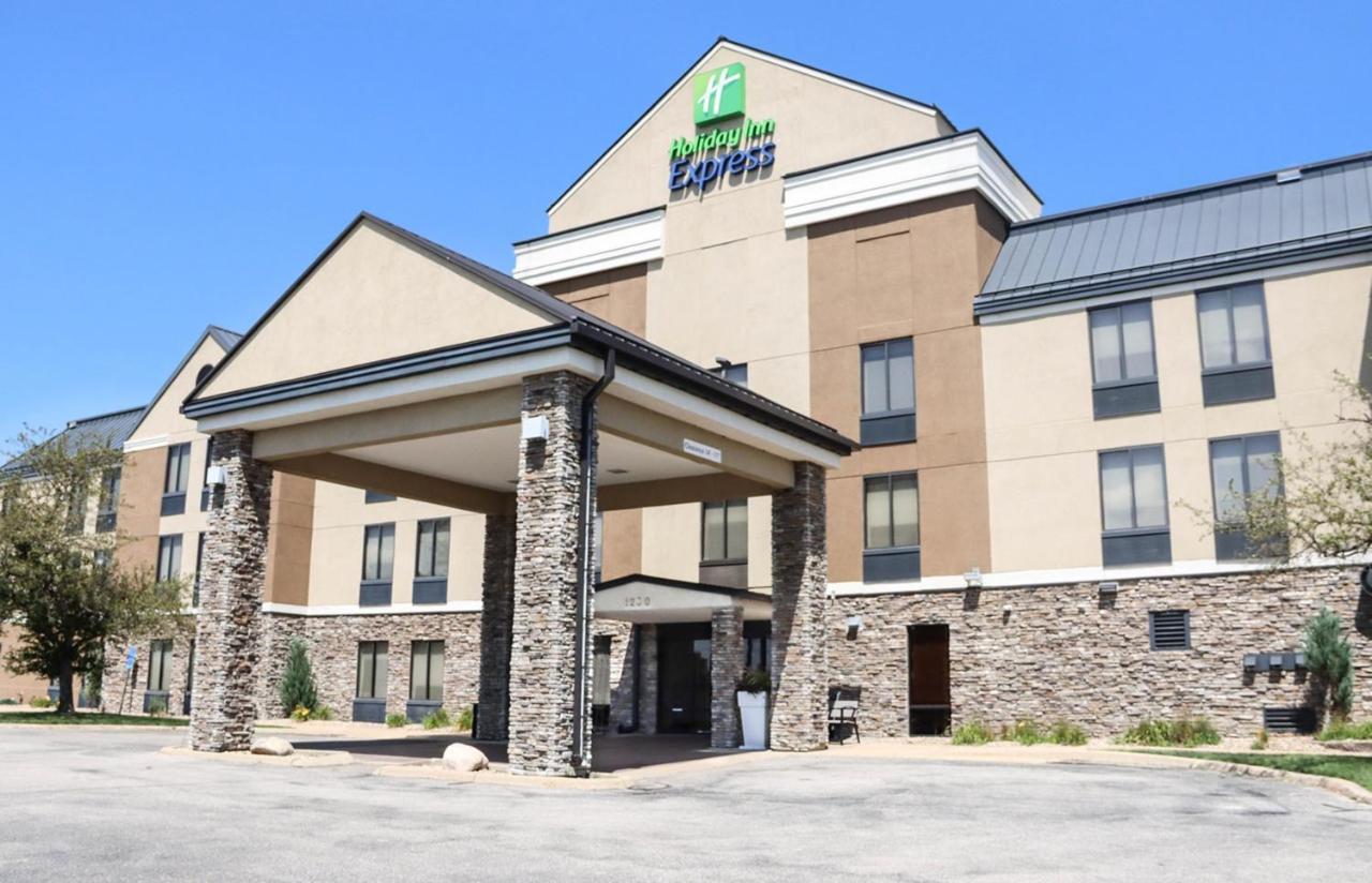 Holiday Inn Express Cedar Rapids - Collins Road By Ihg Luaran gambar