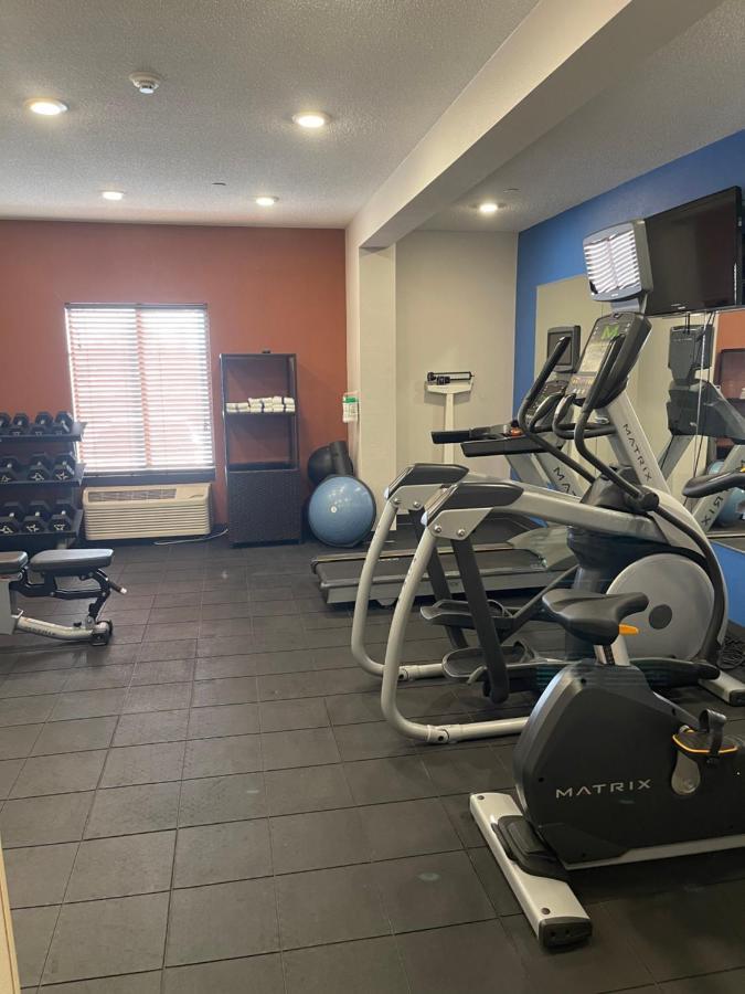 Holiday Inn Express Cedar Rapids - Collins Road By Ihg Luaran gambar